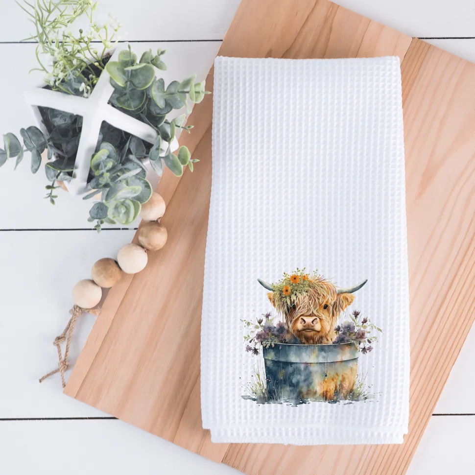 Highland Cow Hand Towel, Farmhouse Kitchen, Rustic Décor