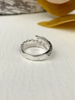 Angel Wings Adjustable Ring