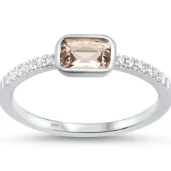 Chic Morganite and Diamond Ring 14K Gold
