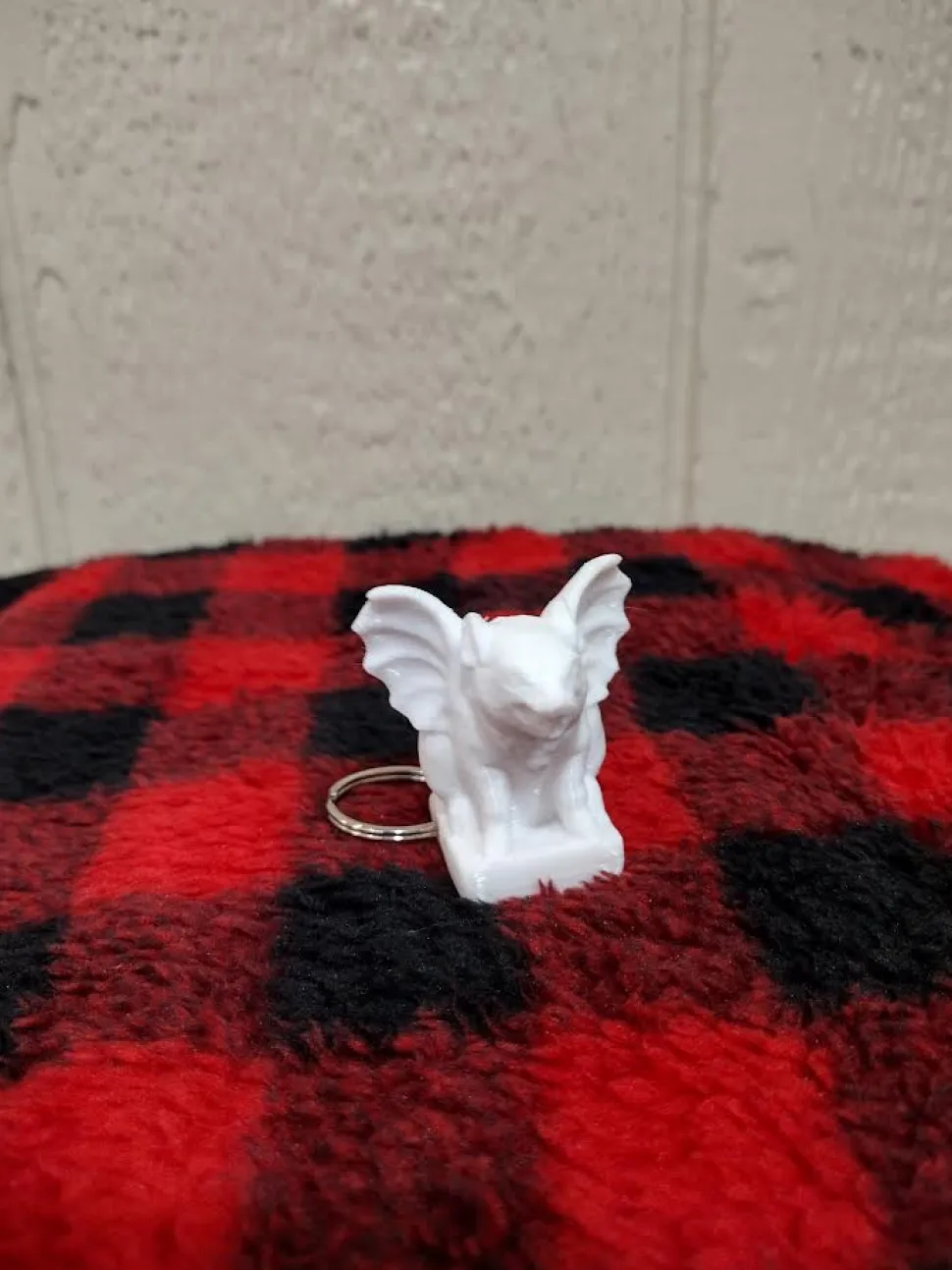 3D printed Flying pig with Gargoyle wings Keychains xxs