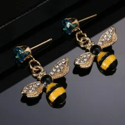 Honey Bee Necklace & Earrings with Austrian Elements Crystal