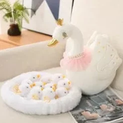 Mama Swan with babies