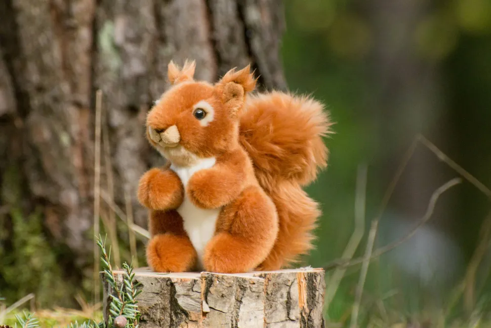 Plush Red Squirrel with Tufted Ears 14 cm - plush toy by Teddy Hermann