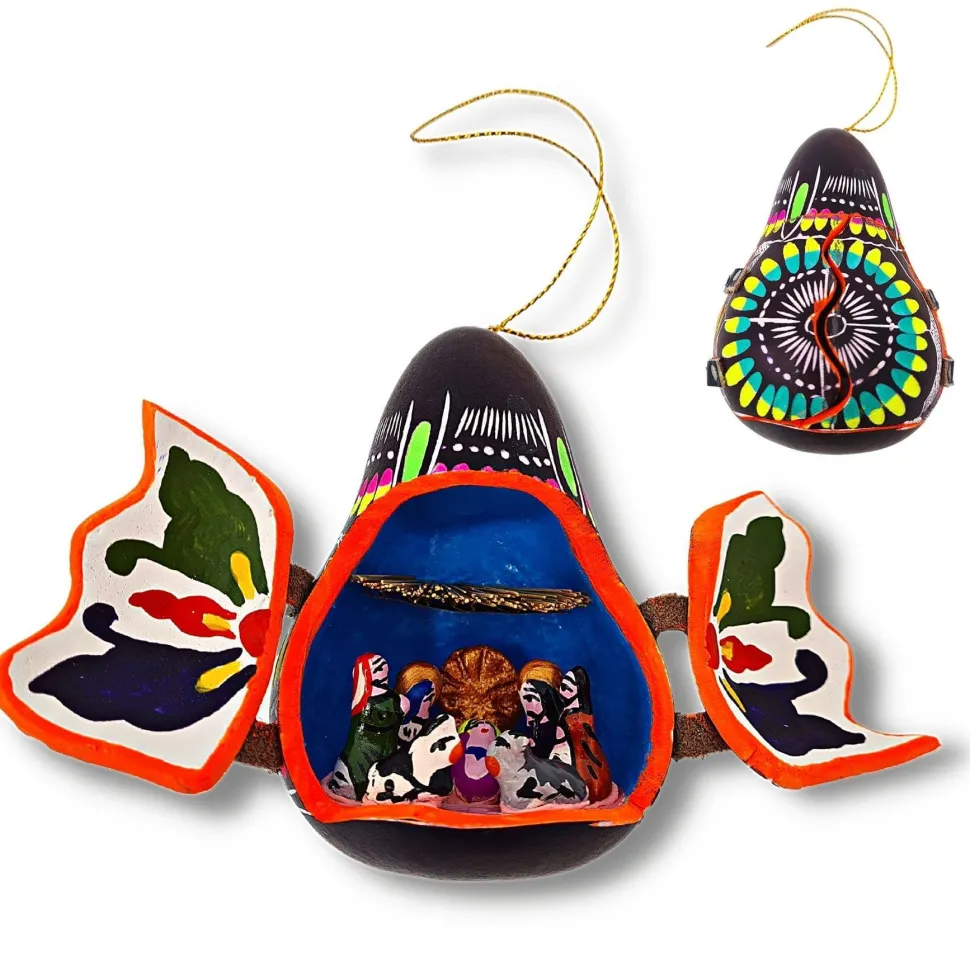 Retablo Nativity gourd