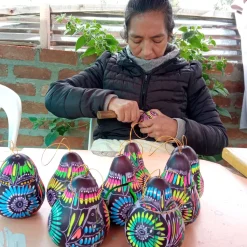 Retablo Nativity gourd