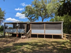 Rooterville Guest Rentals